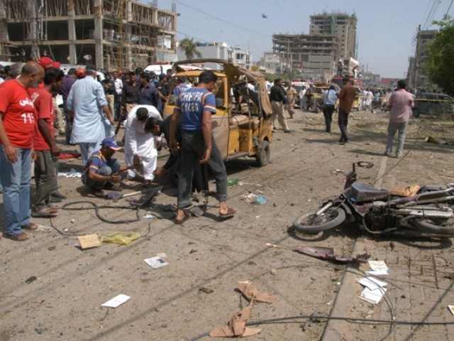شہر کراچی میں 5 دن میں 3 بم دھماکے، 13 افراد جاں بحق