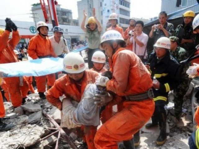چین میں طوفانی بارشیں، فیکٹری کی چھت گرنے سے 18 مزدور ہلاک