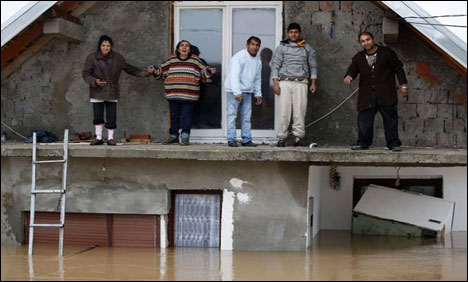 بوسنیا، کروشیا اور سربیا میں بارشوں سے سیلاب آگیا، 37 افراد ہلاک