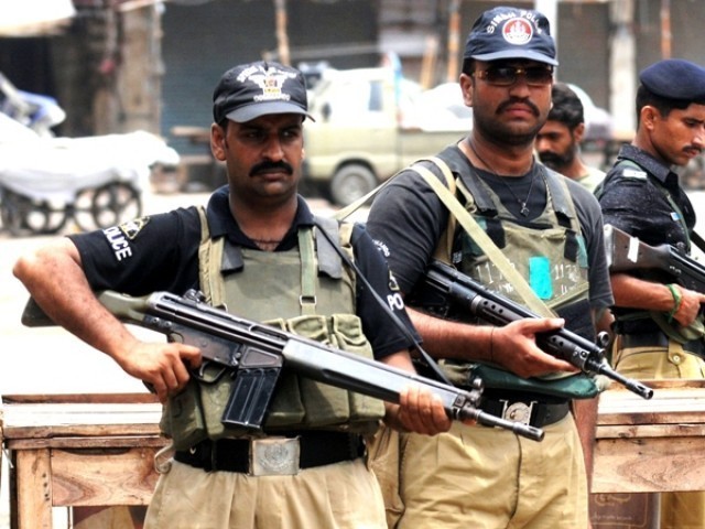کراچی: مختلف پولیس مقابلوں میں 6 مبینہ ملزمان ہلاک، تاجر بازیاب