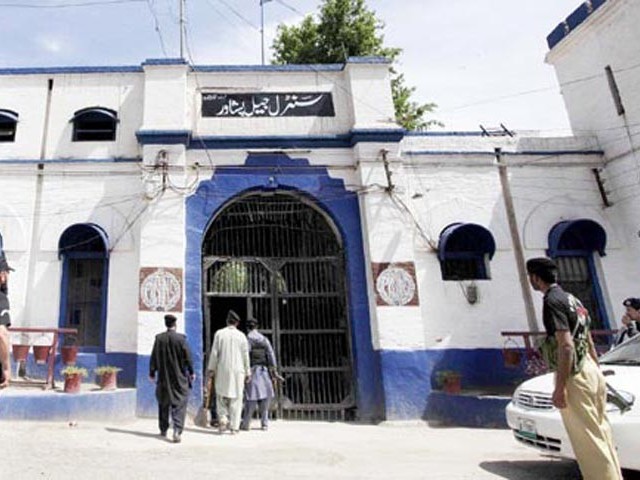 شکیل آفریدی کی پشاور جیل سے منتقلی، وزارت داخلہ کوئی فیصلہ نہ کرسکی