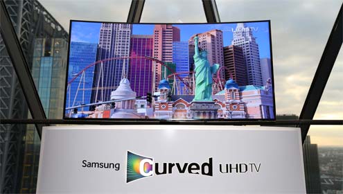 سام سنگ نے دنیا کا پہلا Curved UHDTV پاکستان میں متعارف کرا دیا
