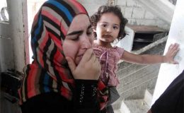 غزہ : فلسطینی شہدا دفن کرنے کو جگہ کم پڑ گئی