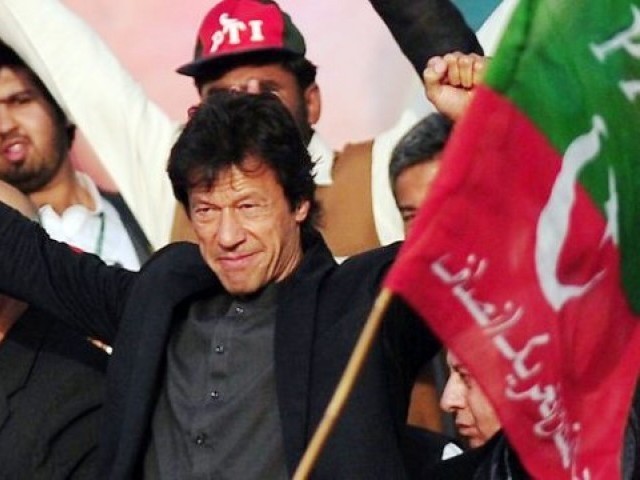 آزادی مارچ آج شاہراہ دستور کی طرف جائے گا، عمران خان کا اعلان