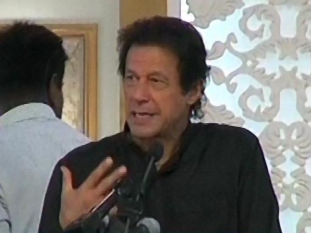 حکومت مستعفیٰ ہو کر آزاد الیکشن کمیشن کے تحت انتخابات کرانے کا اعلان کرے، عمران خان