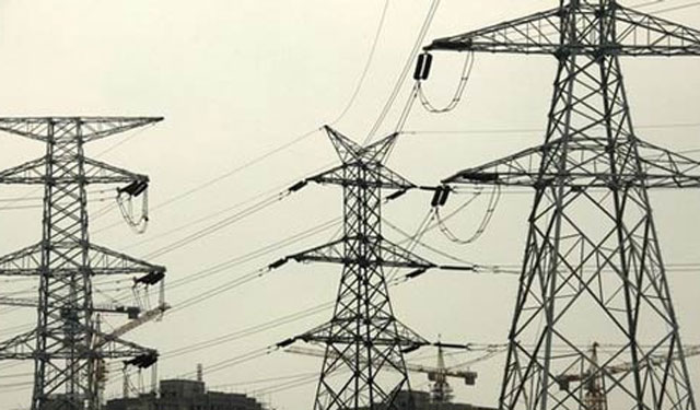 ملک میں بجلی کی طلب اور رسد کا فرق چھ ہزار میگاواٹ تک پہنچ گیا