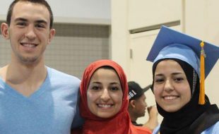 امریکا میں تین مسلمانوں کا قتل اور اُمتِ مُسلمہ
