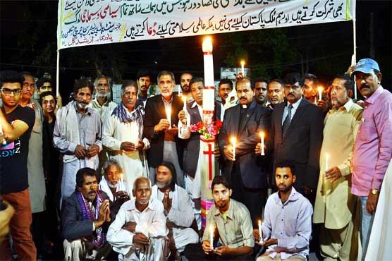 پاکستان سمیت دنیا بھر میں مسیحیوں نے ایسٹر سے پہلے گڈ فرائیڈے منایا