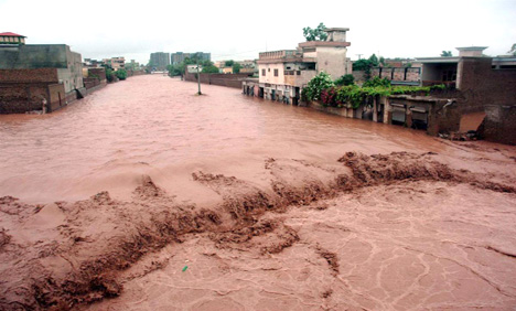 نوشہرہ: دریائے کابل میں اونچے درجے کا سیلاب