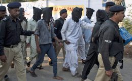کراچی: ایمپریس مارکیٹ اور اطراف سے 25 مشتبہ افراد گرفتار