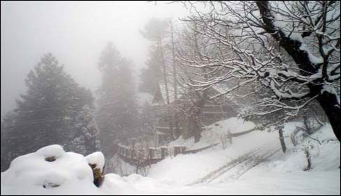گلگت بلتستان میں برف باری اور بارش کا سلسلہ جاری