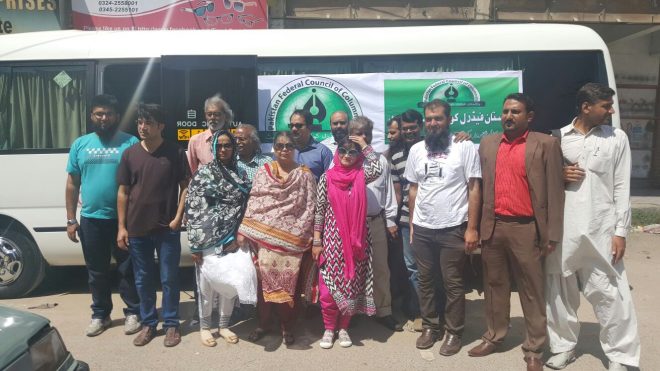 پاکستان فیڈرل کونسل آف کالمسٹ کا وفد کراچی سے تھر کے لیے روانہ
