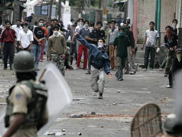 مقبوضہ کشمیر میں بھارتی فوجیوں نے مزید 2 نوجوان شہید کردیے؛ متعدد حریت رہنما نظربند