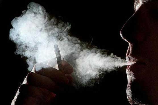 تمباکی نوشی فالج کے جان لیوا حملے کا باعث بن سکتی ہے: تحقیق