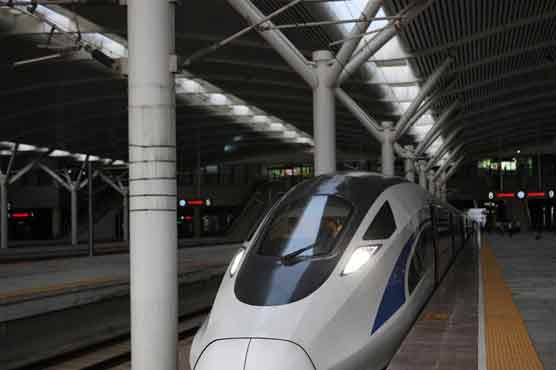 چین نے 350 کلو میٹر فی گھنٹہ کی رفتار سے چلنے والی ٹرین متعارف کروا دی