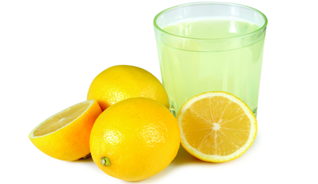 لیموں، ذائقہ اور بیماریوں کا علاج ایک ساتھ