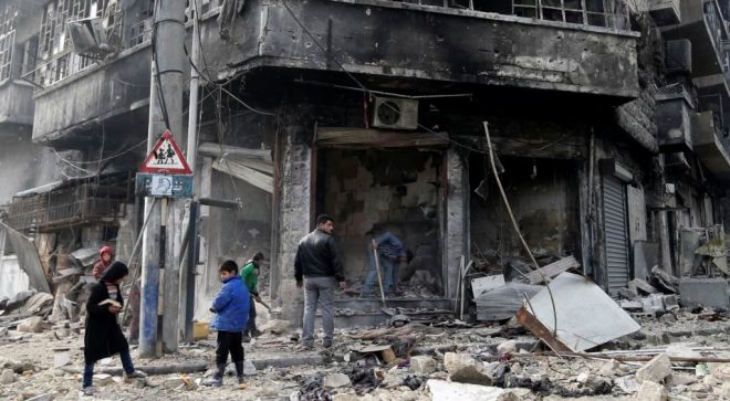 حلب میں مسجد پر فضائی حملہ، 42 افراد ہلاک