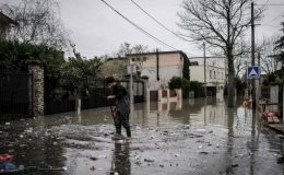 فرانس موسلا دھار بارشوں اور سیلاب کی زد میں آ گیا