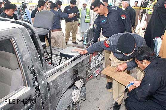ڈی آئی خان: ڈی پی او کے قافلے پر دہشتگرد حملہ، 2 پولیس اہلکار شہید