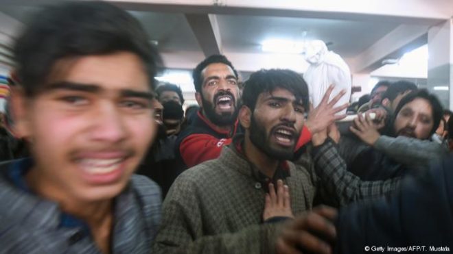 کشمیر میں جھڑپیں اور مظاہرے، گیارہ افراد ہلاک