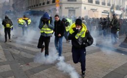 فرانس کے دارالحکومت پیرس میں حکومت مخالف مظاہرے چوتھے ہفتے میں داخل ہو گئے
