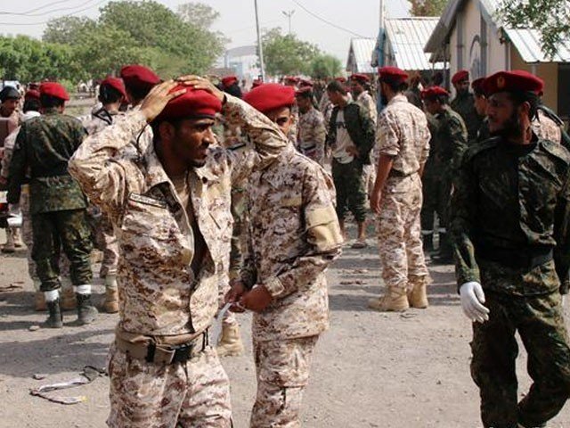 یمن میں فوجی پریڈ کے دوران زوردار دھماکے میں 9 افراد ہلاک