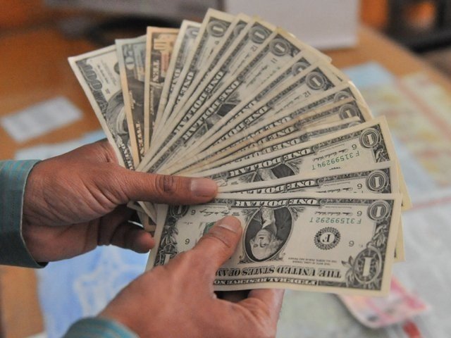 مالی سال کے پہلے 7 ماہ میں پاکستان نے 6 ارب ڈالر قرض لیا
