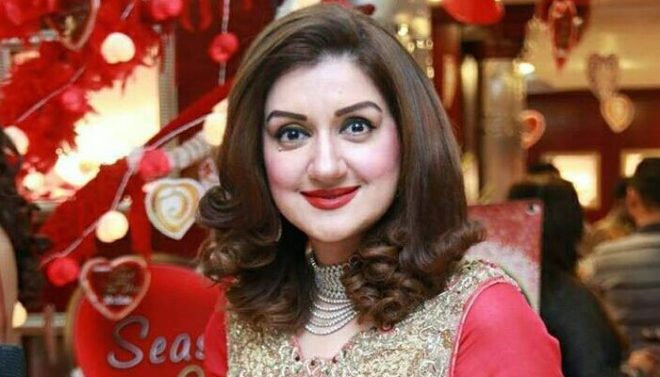 اداکارہ عائشہ ثناء کیخلاف لاہور کے بعد گجرات میں بھی مقدمہ درج