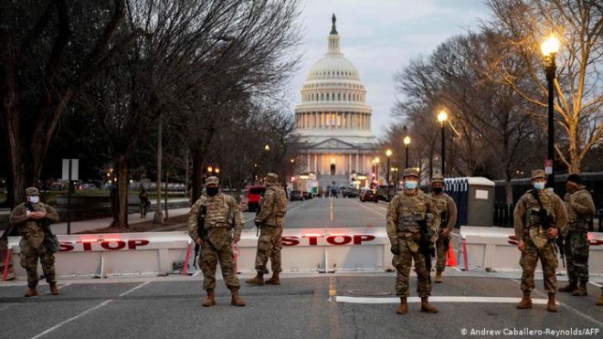 امریکا: دائیں بازو سے تعلق رکھنے پر بارہ فوجیوں کو ڈیوٹی سے ہٹا دیا گیا