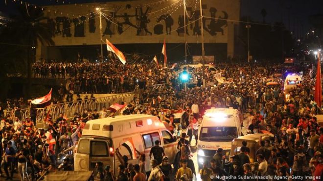 عراق: حکومت مخالف مظاہروں پر فائرنگ سے ہلاکتیں