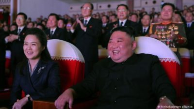  Kim Jong-un andRi Sol-ju 
