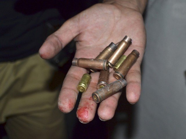 پشاور میں ہوائی فائرنگ کے دوران گولی سر میں لگنے سے بچی شدید زخمی