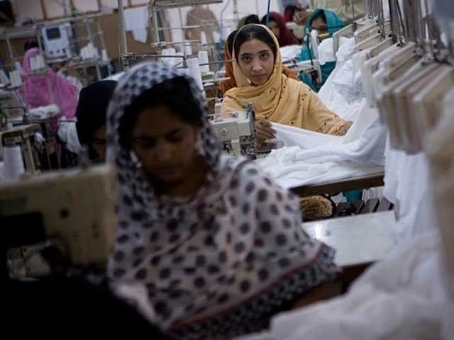 پنجاب میں ملازمت پیشہ خواتین کے تحفظ کا قانون نافذ کر دیا گیا