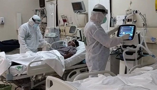 کورونا، لاہور کے بڑے اسپتالوں کے آئی سی یوز 100 فیصد بھر گئے