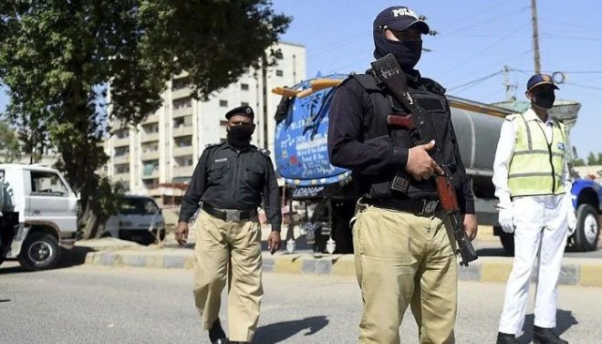 کراچی: پولیس نے حب ریور روڈ کو کلیئر کرا لیا، ٹریفک رواں دواں