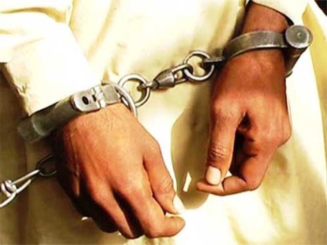 آن لائن کاروبار کے نام پر کروڑوں روپے لوٹنے والے ملزم گرفتار