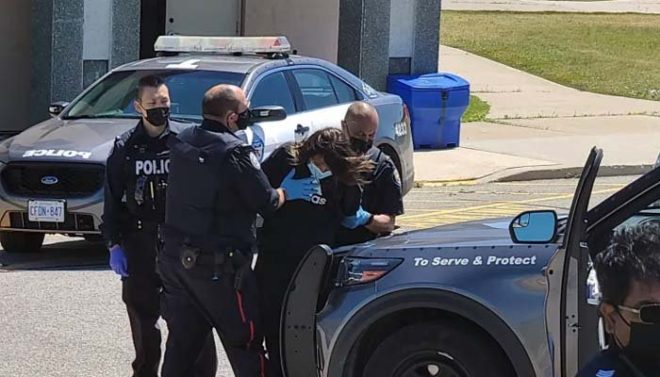کینیڈا: اسلامو فوبیا کا ایک اور واقعہ، مسجد میں گھسنے والے 2 افراد گرفتار