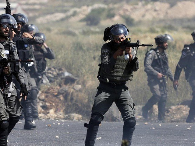 اسرائیلی فوج کی فائرنگ سے 15 سالہ فلسطینی لڑکا شہید، 6 زخمی