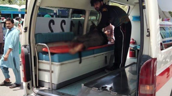 لاہور دھماکے میں 2 افراد جاں بحق اور 17 زخمی ہوئے، سی سی پی او غلام محمود ڈوگر