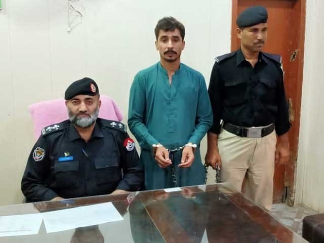 پشاور میں 20 سالہ لڑکی پر تیزاب پھینکنے والا ملزم گرفتار