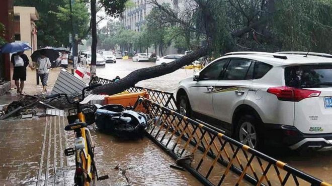 چین میں سیلاب کی تباہ کاریاں، ہلاک شدگان کی تعداد 33 ہو گئی