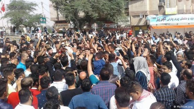 ایران میں قلتِ آب کے خلاف مظاہرے جاری، تہران میں نظام مخالف نعرے بازی
