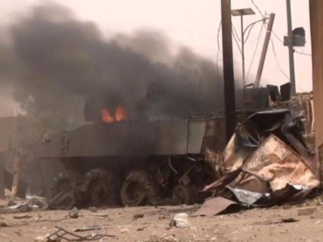 مصر؛ بم دھماکے میں 8 فوجی اہلکار ہلاک اور متعدد زخمی