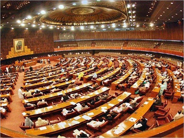 پارلیمنٹ کا مشترکہ اجلاس؛ اپوزیشن کا حکومت کو ٹف ٹائم دینے کا فیصلہ