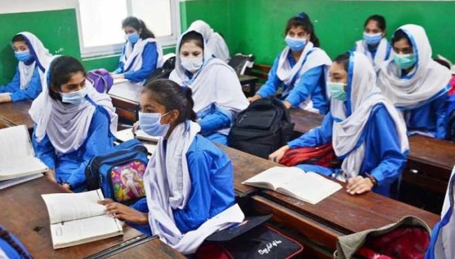 پنجاب میں موسم گرما کی تعطیلات کے بعد تعلیمی ادارے کھل گئے