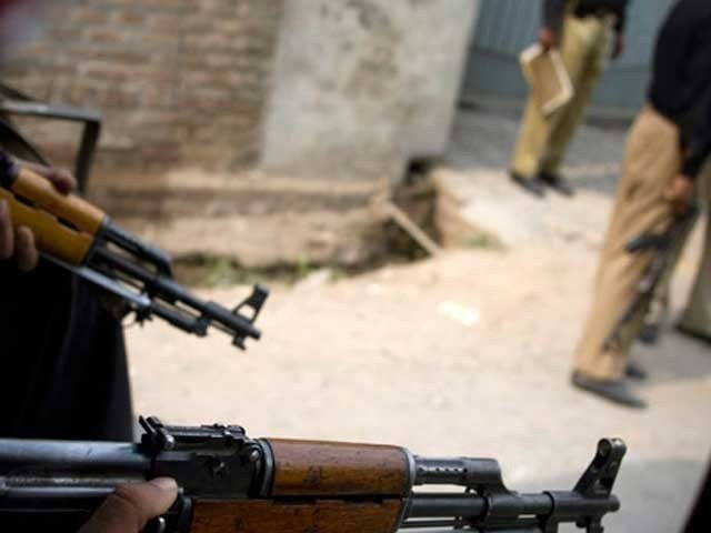 کوہاٹ؛ پولیو ٹیم کی سیکیورٹی پر مامور پولیس اہلکار نامعلوم افراد کی فائرنگ سے جاں بحق