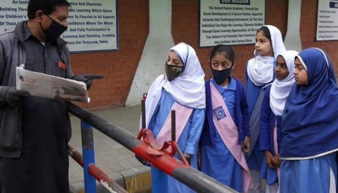 پنجاب اور کے پی میں کورونا کے باعث بند تعلیمی ادارے کھل گئے