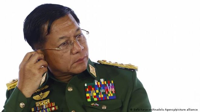میانمار فوجی حکومت کے سربراہ آسیان سمٹ سے باہر کر دیے گئے