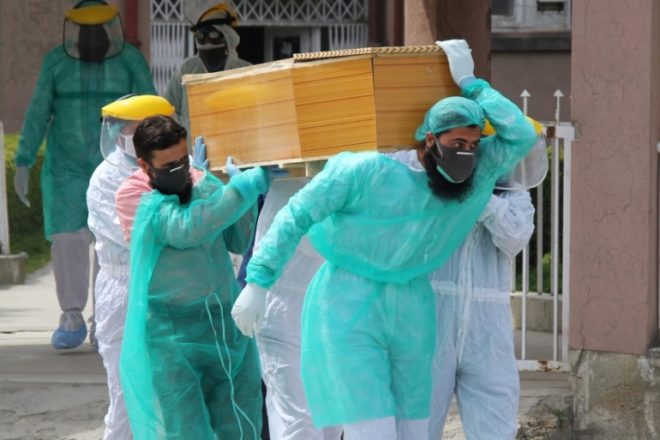 پاکستان میں کورونا سے مزید 16 افراد انتقال کر گئے