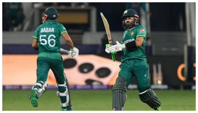 پاکستان نے بھارت کو یکطرفہ مقابلے کے بعد 10 وکٹوں سے شکست دے دی